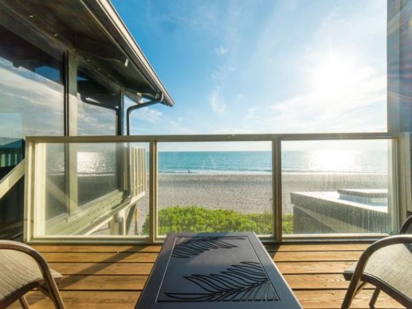Expansive 5-Bedroom Gulf-Front Oasis on Manasota key