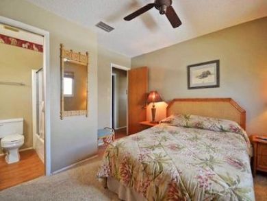 Charming Vacation Rental on Manasota Key 2 Bedrooms Sleeps 5