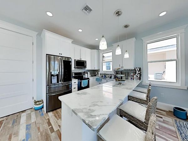 Englewood Vacation Home Three Bedroom Walk to Beach