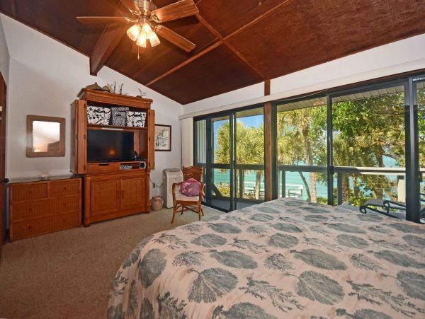 Englewood Vacation Condo Three Bedroom on Beach