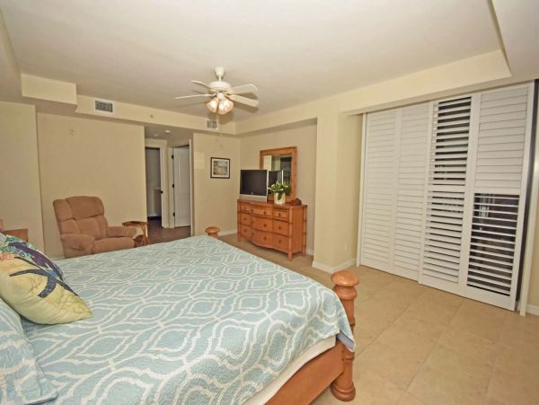 Short Stroll from Beach Three Bedroom Manasota Vacation Rental