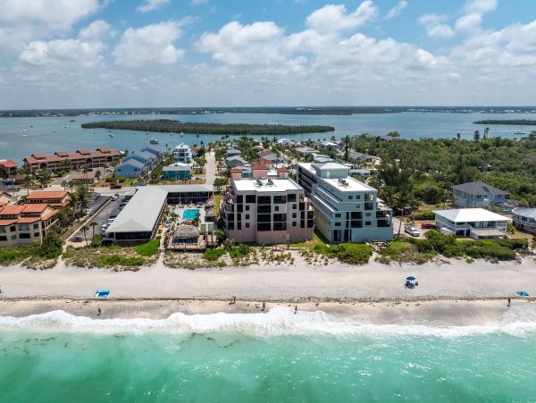 Short Stroll from Beach Three Bedroom Manasota Vacation Rental