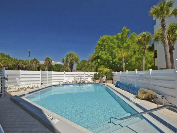 Manasota Key Lovely Condo Views Pools