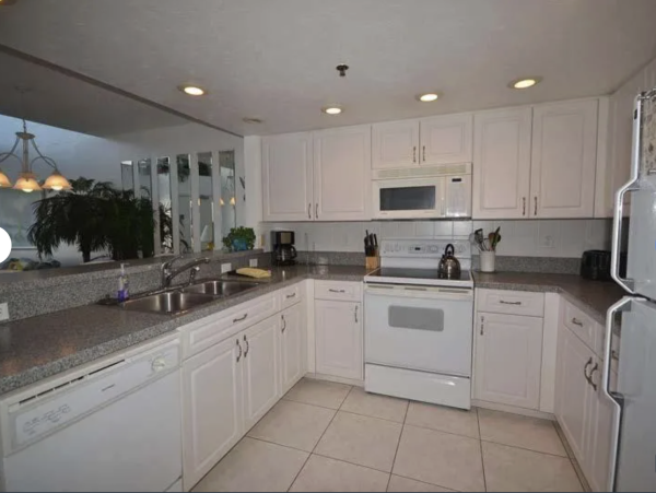 Manasota Key Beachfront Condo with Gulf & Bay Views - Two Bedroom Manasota Rental Condo