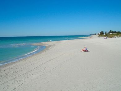 Manasota Key Vacation Rental On The Bay with Pool