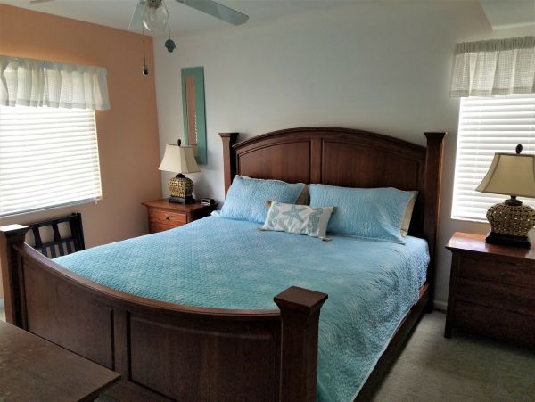 Delightful Two Bedroom Condo with Gulf Views