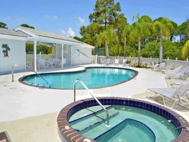 Englewood 2 Bedrooms Condo, Pool & Tennis. Englewood 2 Bedrooms Condo, Pool & Tennis.