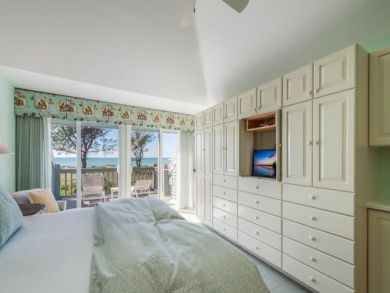 Beachfront 3 Bedroom Vacation Home in Boca Grande