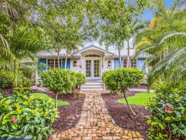 Steps to Beach Boca Grande Vacation Home Three Bedrooms