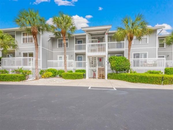 Beautiful Boca Grande 2 Bedroom Condo Sleeps 4 - Gulf Views