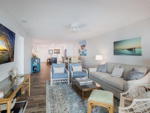 Beautiful Boca Grande 2 Bedroom Condo Sleeps 4 - Gulf Views