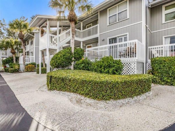 Beautiful Boca Grande 2 Bedroom Condo Sleeps 4 - Gulf Views