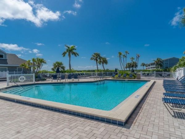 Beautiful Boca Grande 2 Bedroom Condo Sleeps 4 - Gulf Views