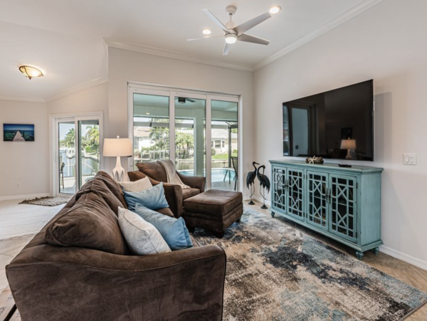 Marco Island Luxury Vacation Home Steps to Beach! Wow