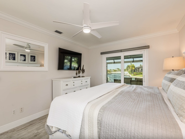 Marco Island Luxury Vacation Home Steps to Beach! Wow