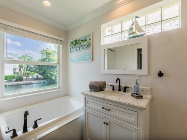 Marco Island Luxury Vacation Home Steps to Beach! Wow