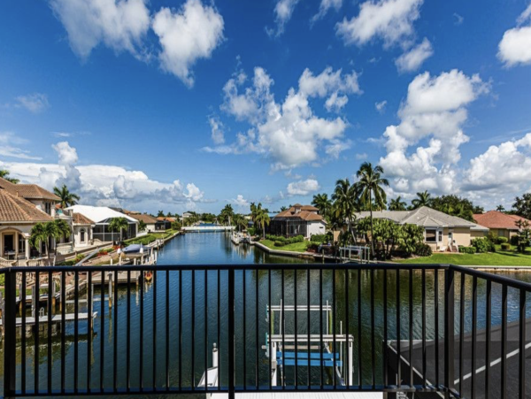 Marco Island Luxury Vacation Home Steps to Beach! Wow