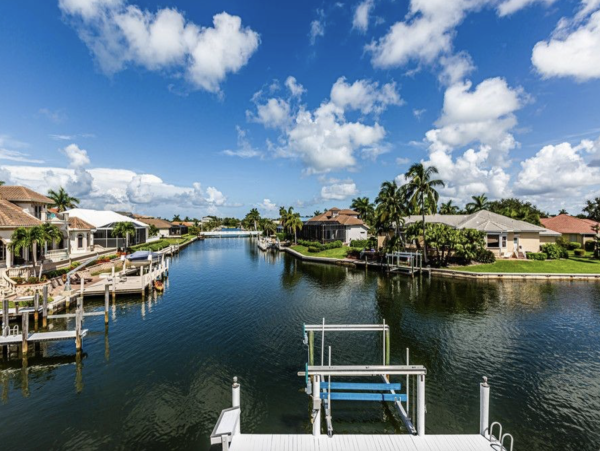Marco Island Luxury Vacation Home Steps to Beach! Wow