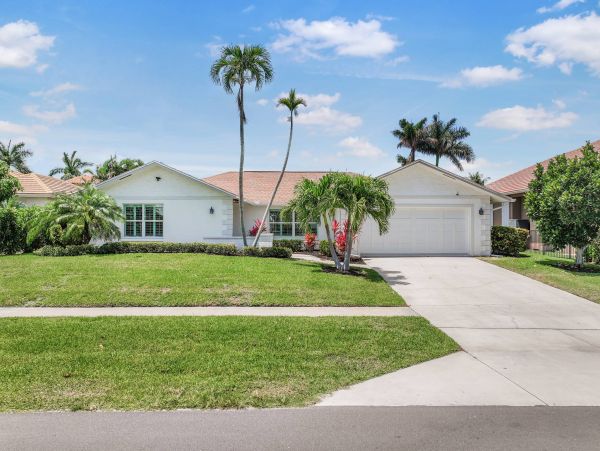 Marco Island Vacation Home on Water Pure Luxury