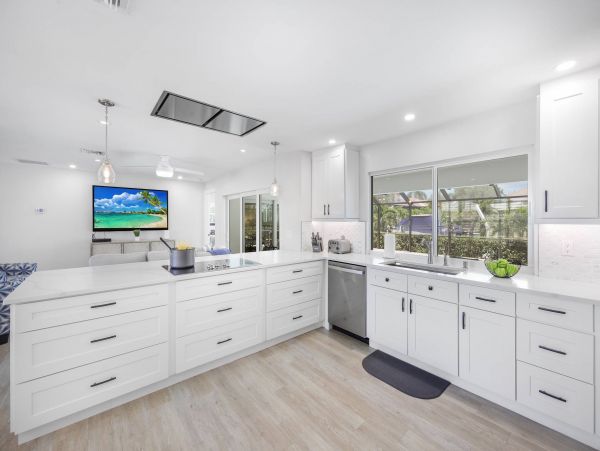 Marco Island Vacation Home on Water Pure Luxury