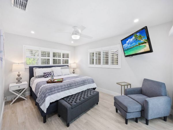 Marco Island Vacation Home on Water Pure Luxury