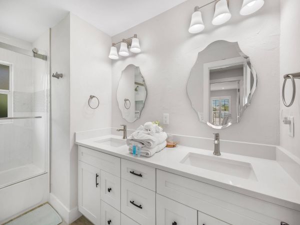 Marco Island Vacation Home on Water Pure Luxury