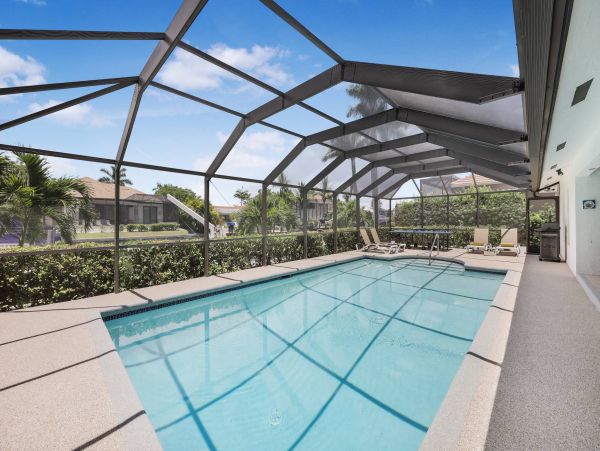 Marco Island Vacation Home on Water Pure Luxury
