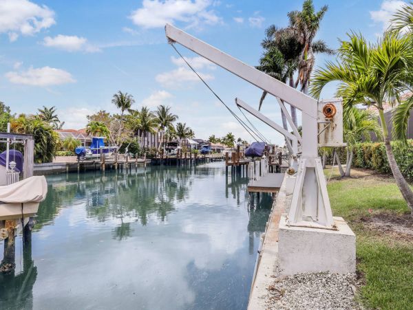 Marco Island Vacation Home on Water Pure Luxury