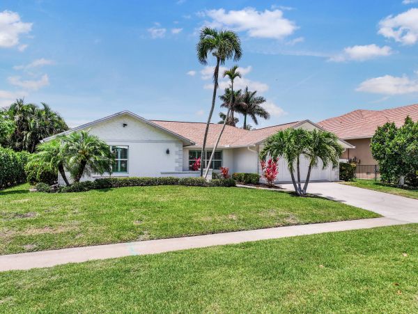 Marco Island Vacation Home on Water Pure Luxury