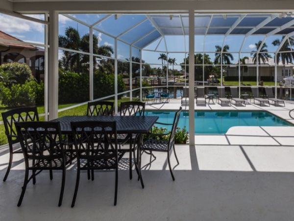 Luxury Marco Island Villa on the Canal with Caged Pool