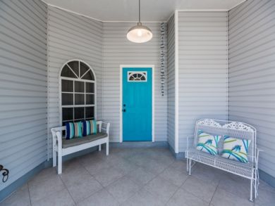Cozy Marco Island 3 Bedroom Vacation Home with Canal View