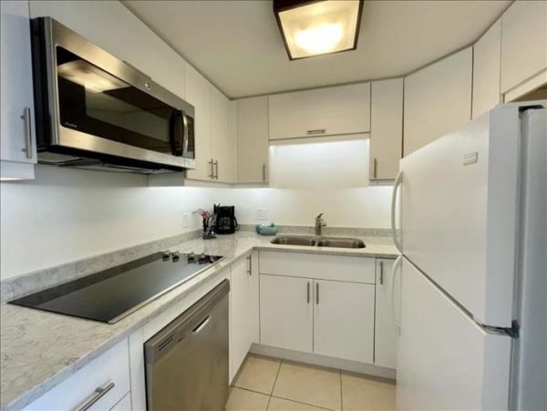 Marco Island Vacation Rental Condo One Bedroom Sleeps Two
