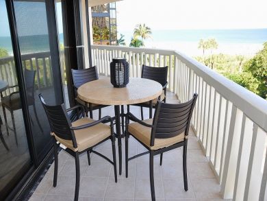 Marco Island Vacation Condo Sleeps Four Guests.