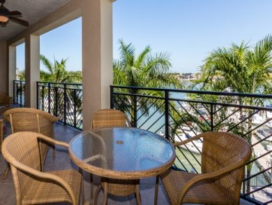 Marco Island Condo 908752