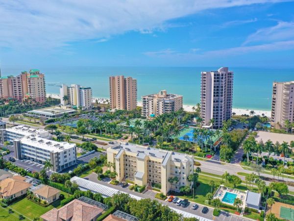 Marco Island Condo 908756
