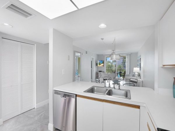 Marco Island Condo 908756
