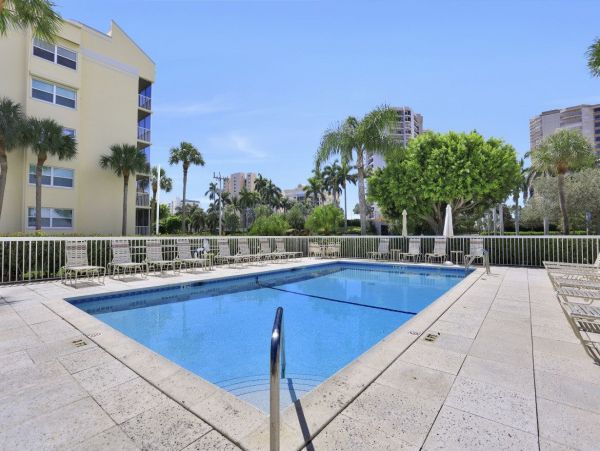 Marco Island Condo 908756