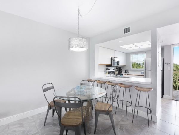 Marco Island Condo 908756