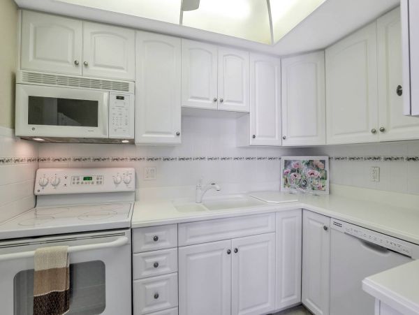 Marco Island Beachfront One Bedroom Vacation Condo