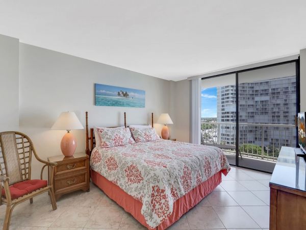 Marco Island Beachfront Vacation Rental - Southwest Florida Condo Getaway