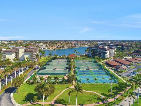 Marco Island Beachfront Vacation Rental - Southwest Florida Condo Getaway