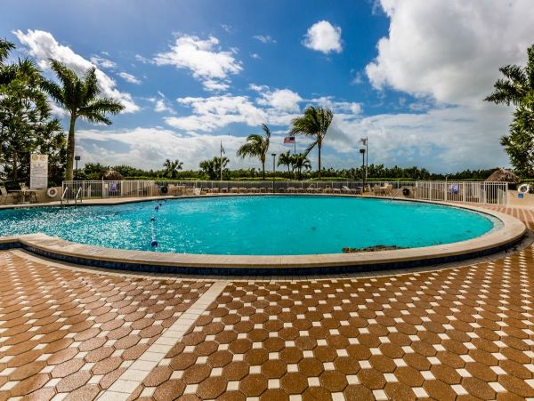 Marco Island Beachfront Two Bedroom Vacation Condo Gulf View
