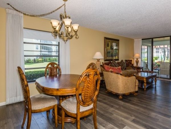 Marco Island Two Bedroom Vacation Condo Sleeps Four
