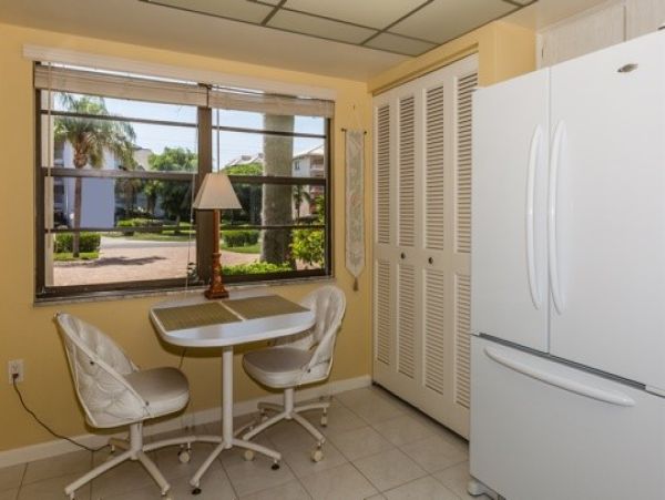 Marco Island Two Bedroom Vacation Condo Sleeps Four