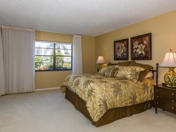 Marco Island Two Bedroom Vacation Condo Sleeps Four
