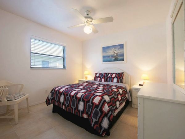 Cape Coral Three Bedroom Vacation Residence