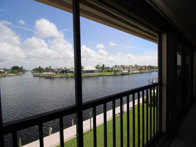 Cape Coral Condo 908818 Cape Coral Condo 908818