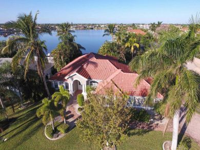 Redington Shores Luxury Lakefront Villa