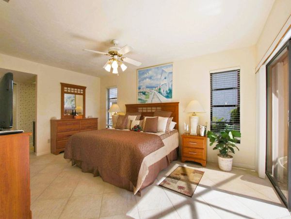 Cape Coral Vacation Home Three Bedroom