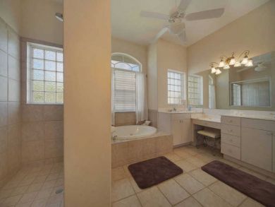 Cape Coral Home 908835 Cape Coral Home 908835
